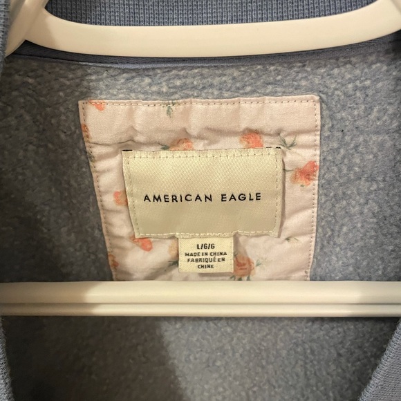 American Eagle pullover/ sweatshirt - Picture 3 of 3